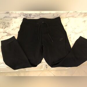 Men’s Nike jogger, pant straight leg, regular length